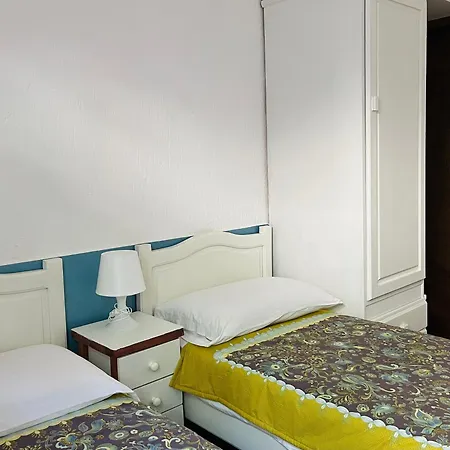 Charming With Garden Holiday home Costa Paradiso