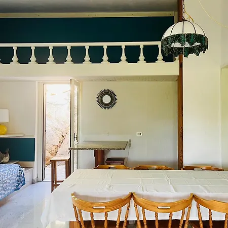 Charming With Garden And Pool Semesterbostad *