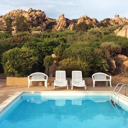 Charming With Garden And Pool Vakantiehuis Costa Paradiso
